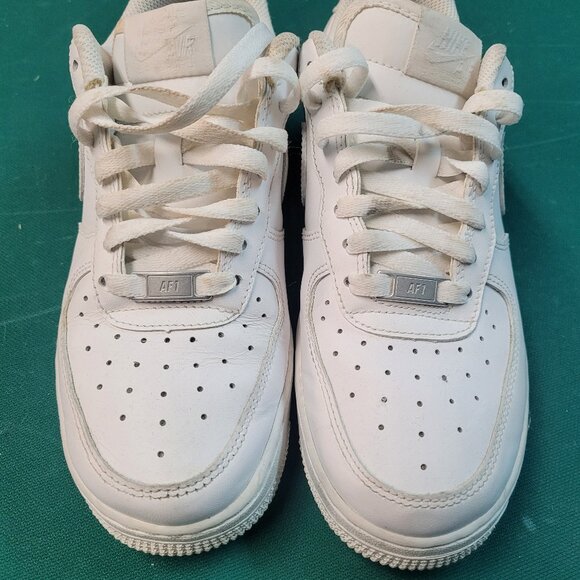Nike Air Force 1 - Picture 1 of 2